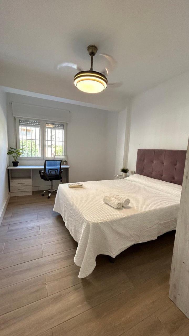 Piso Compartido Delyrent Acosta Hostel เฮน ภายนอก รูปภาพ