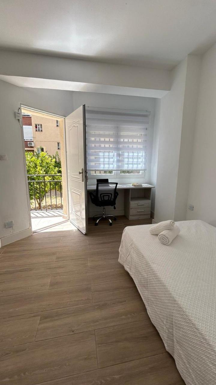 Piso Compartido Delyrent Acosta Hostel เฮน ภายนอก รูปภาพ